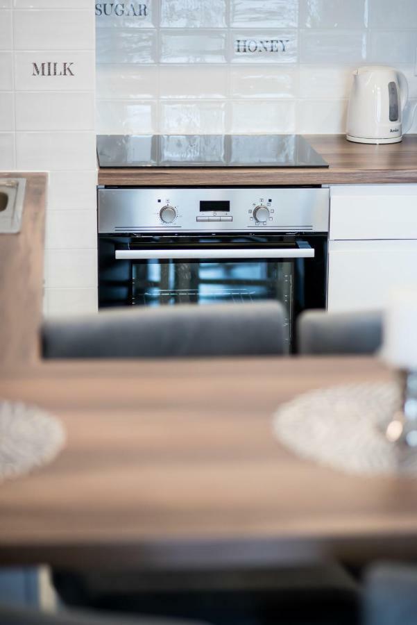 Apartments Cracow Wawrzynca By Noclegi Renters Krakkó Kültér fotó