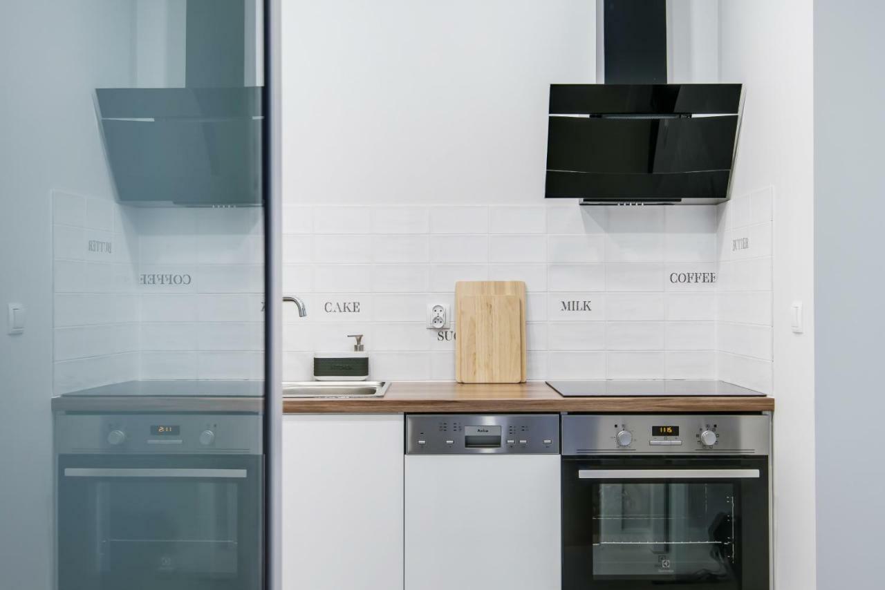 Apartments Cracow Wawrzynca By Noclegi Renters Krakkó Kültér fotó